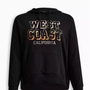 Torrid West Coast Relaxed Fit Cozy Fleece Long Sleeve Hoodie